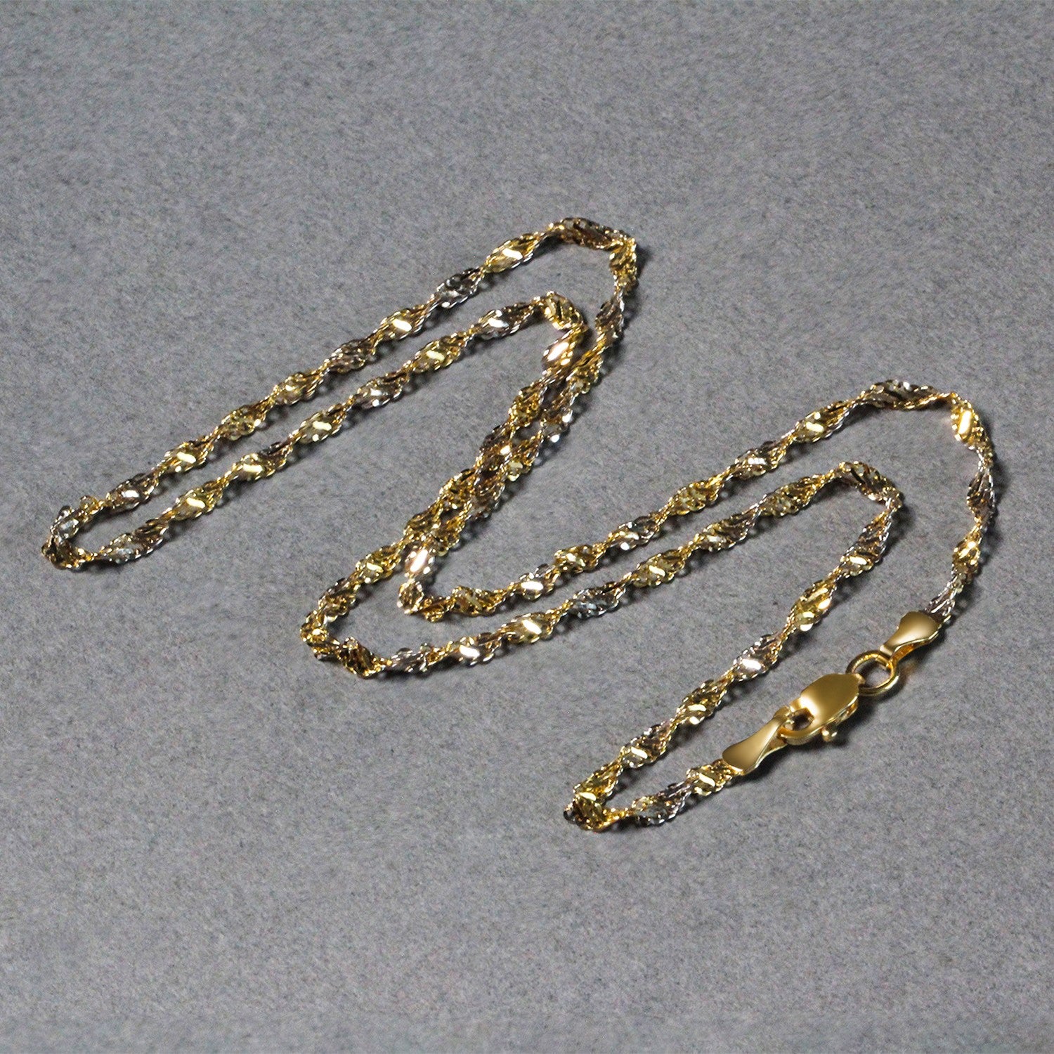 14k Two-Tone Gold Singapore Chain (2.50 mm)